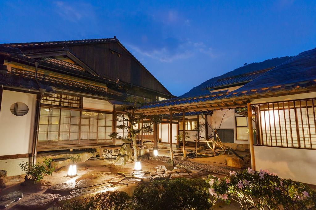 En Takeda Castle Town Hotel Asago Exteriör bild